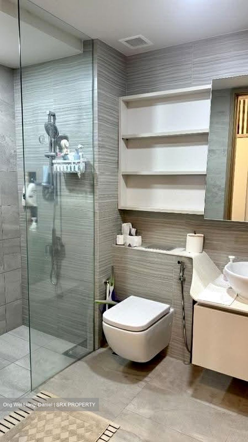 High Park Residences (D28), Apartment #617673961